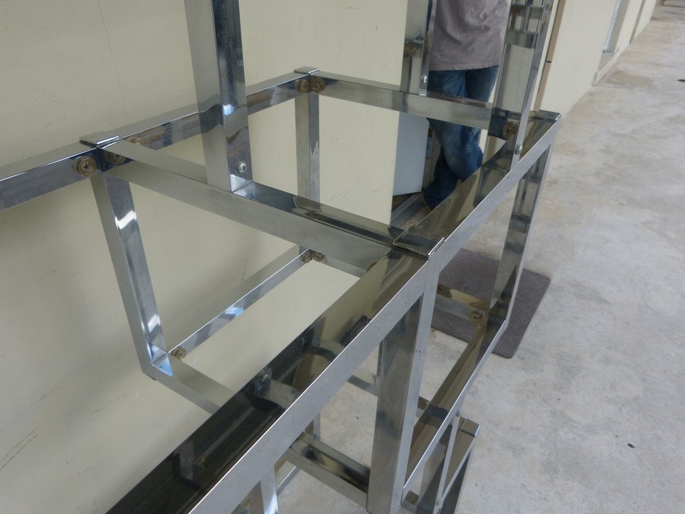 70'S MOD CONNECTED DOUBLE CHROME BOX TOWER ETAGERES