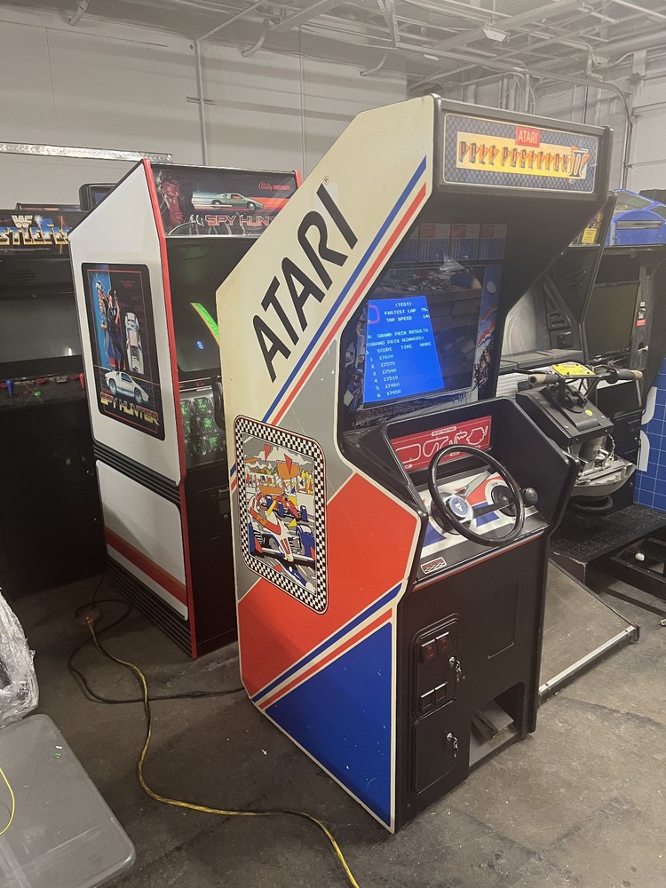 POLE POSITION ARCADE MACHINE by ATARI 1982 (EXCELLENT CONDITION)