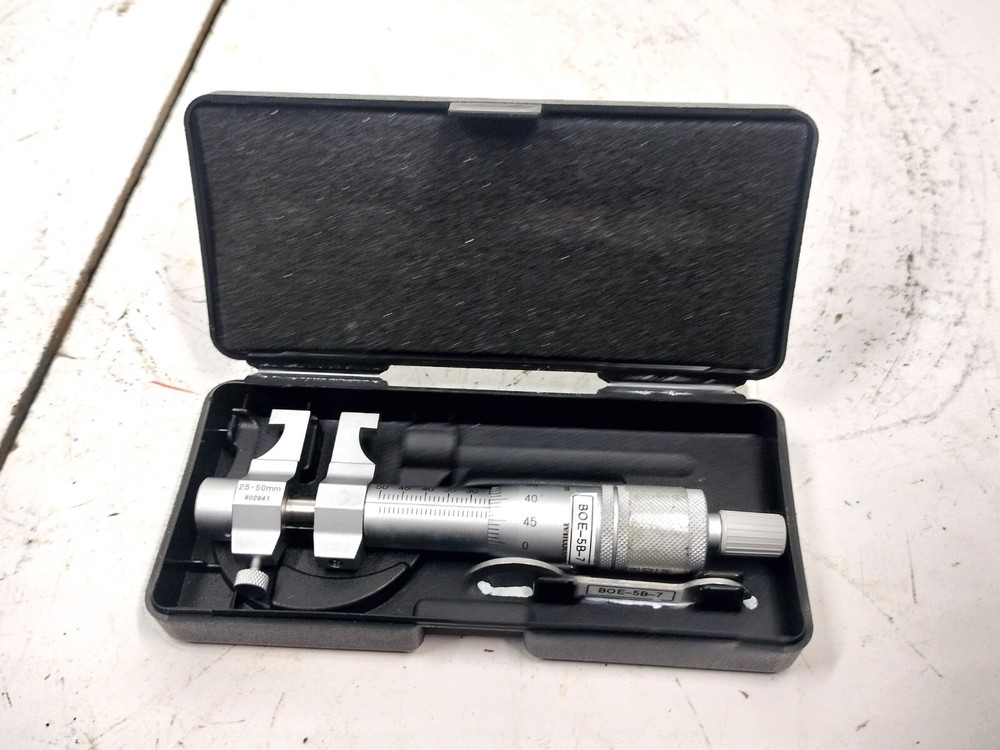 Mitutoyo 25-50mm Micrometer with Case
