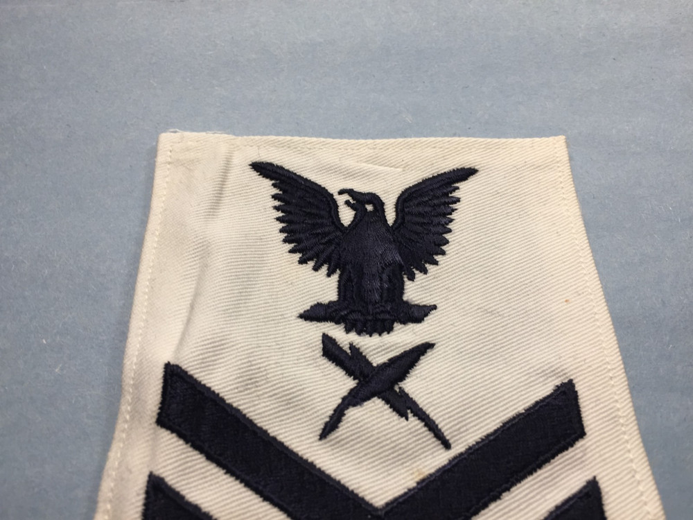 US Navy - Cryptologic Tech. Rate 2nd class patch Bk/wht. (Male size)