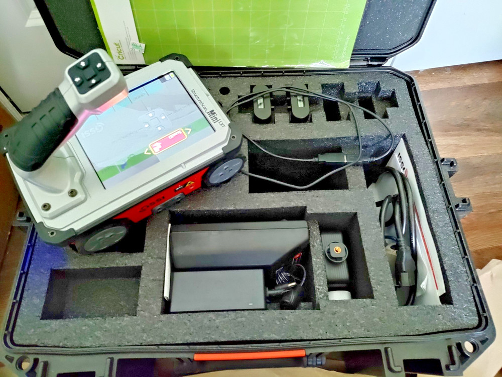GSSI StructureScan Mini LXT. Concrete georadar. The 24 inch depth sensitivity.