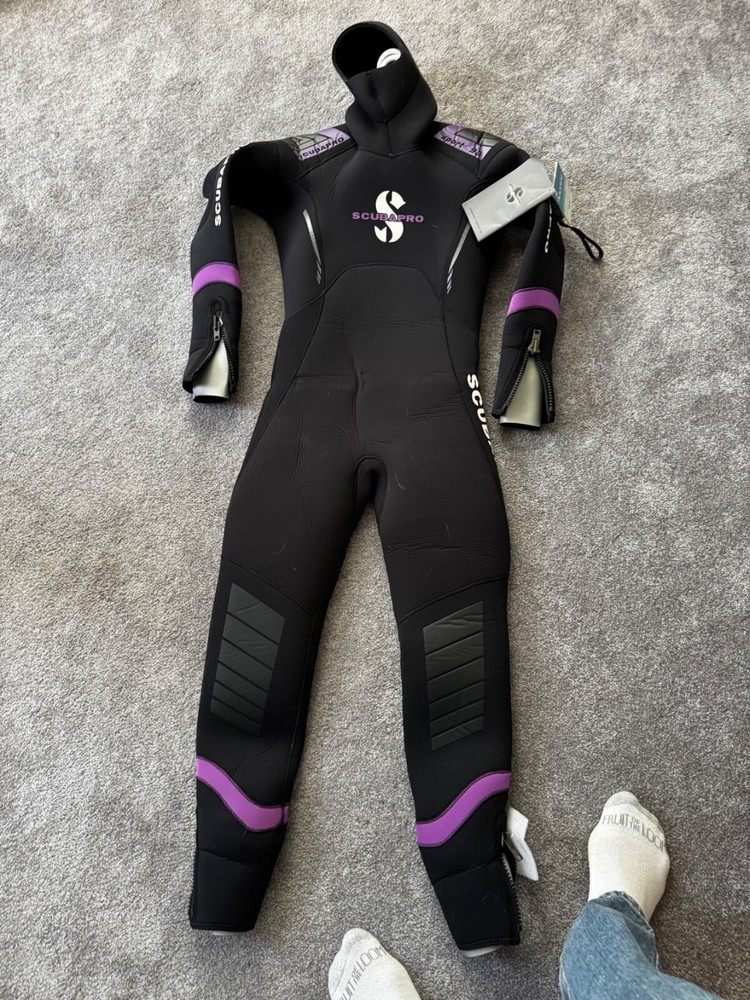 scubapro women’s wetsuit size 10