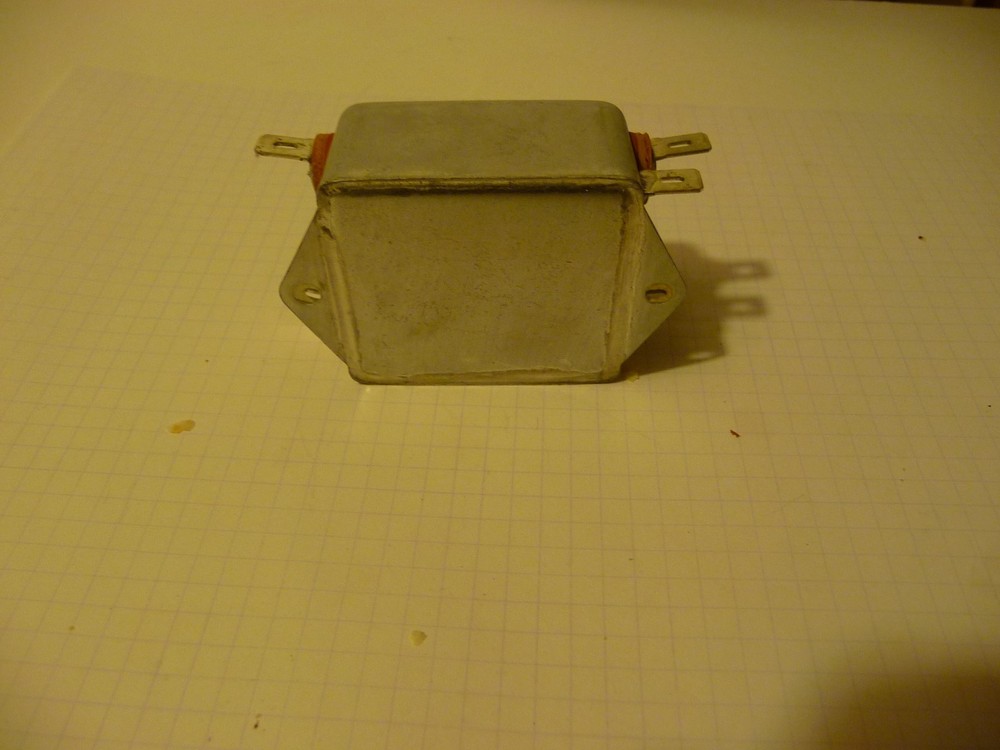 AC power filter , Corcom , 1R1 , 1 amp , 120 volt / 250 volt