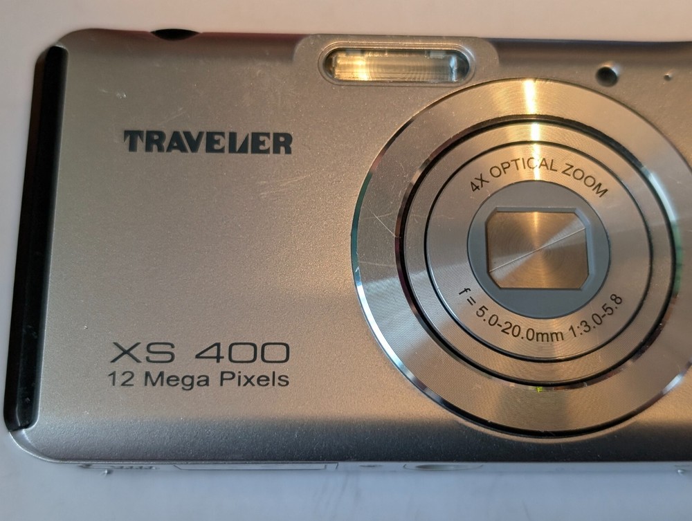 TRAVELER XS 400 12 Mega Pixels does not work