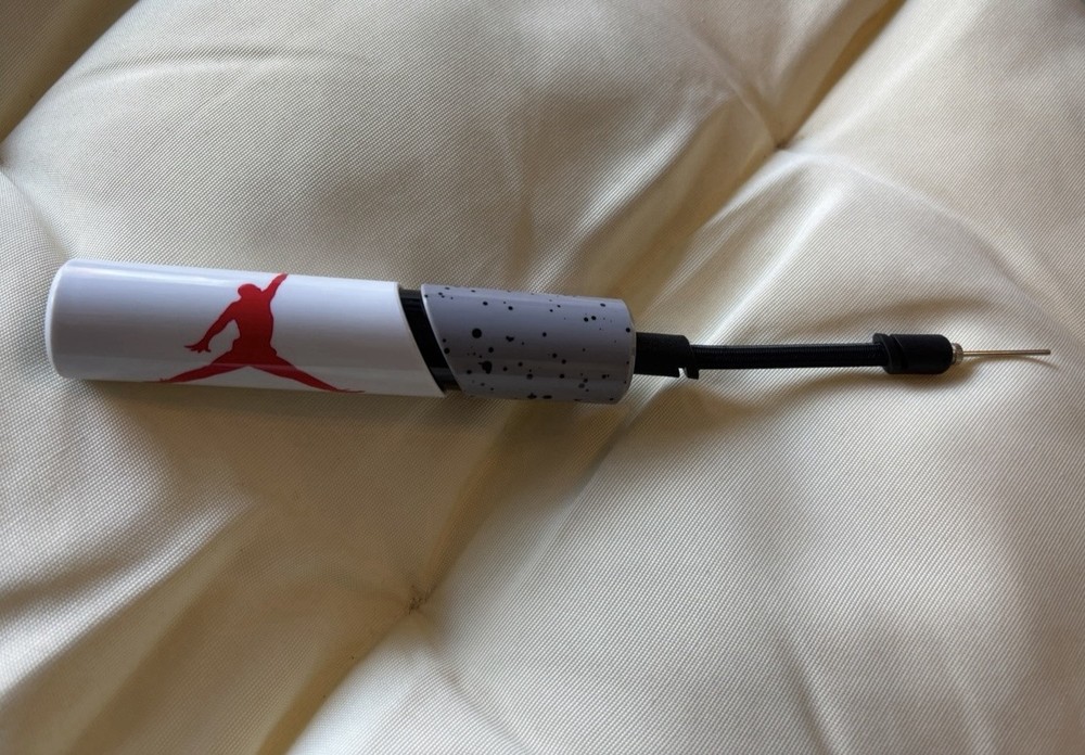 Jordan Essential Ball Pump