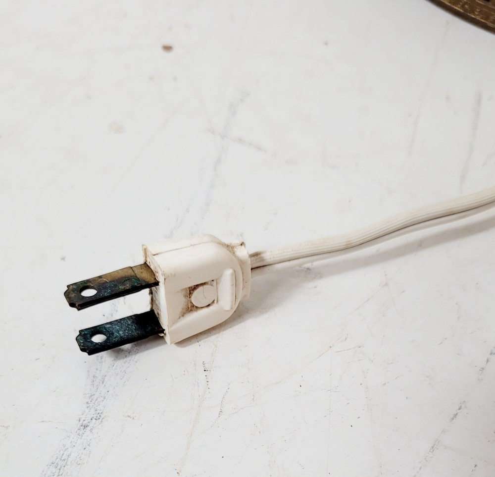 Vintage Red Ceramic Victorian Flower Table Lamp