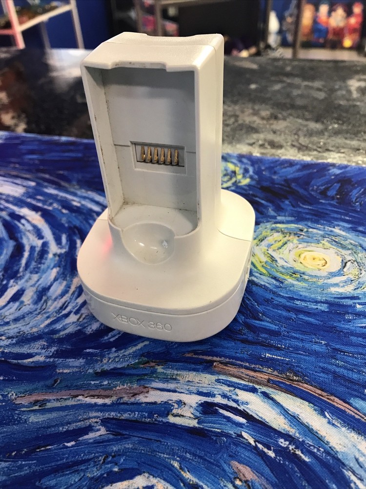 Microsoft Xbox 360  Wired Controller Battery Quick Charger Kit