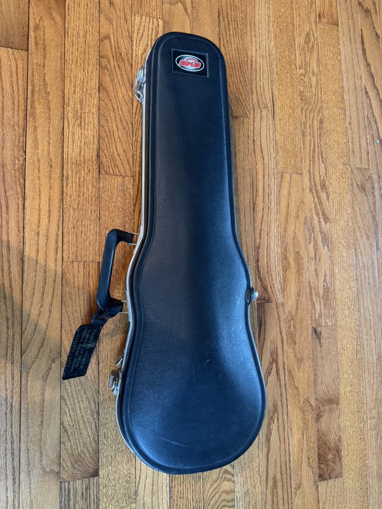 SKB 1/2 Size Violin Case