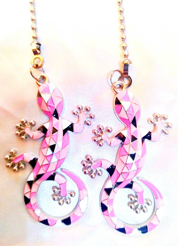 Set of Two ~ PINK LIZARD Enamel Metal ~ Ceiling Fan Pulls