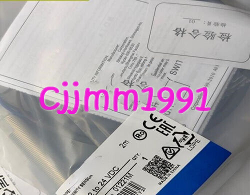 1PC NEW OMRON E2E2-X18MC1