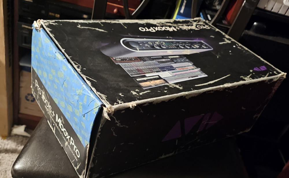 M-BOX 3 PRO/PC FIREWIRE CARD/6 Cables