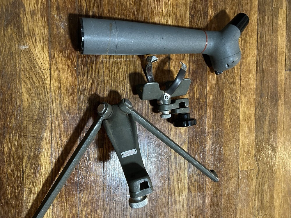 VINTAGE BUSHNELL SPOTTING SCOPE with Freeland Bipod