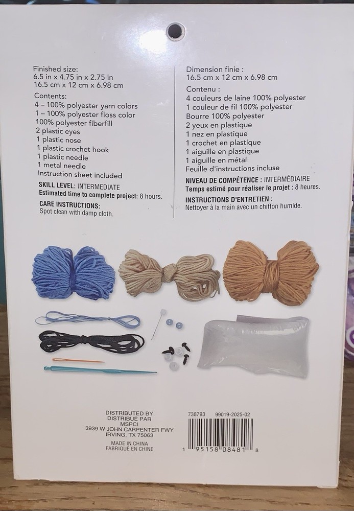 Loops & Threads Crochet Kit Beau the Bear ~ Skill Level Intermediate ~NEW in BOX