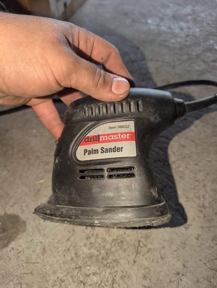 Drill Master 120v Palm Detail Sander WORKING