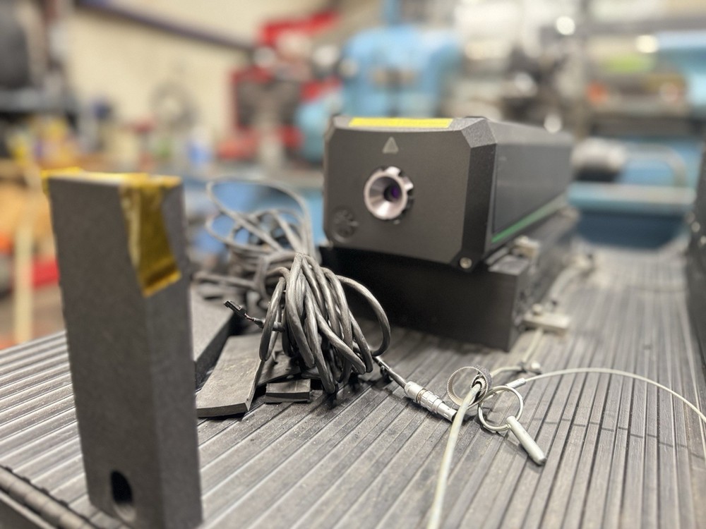 Coherent VERDI-2W Laser System 1124331 with Laser Head,Diode Pumped Solid State