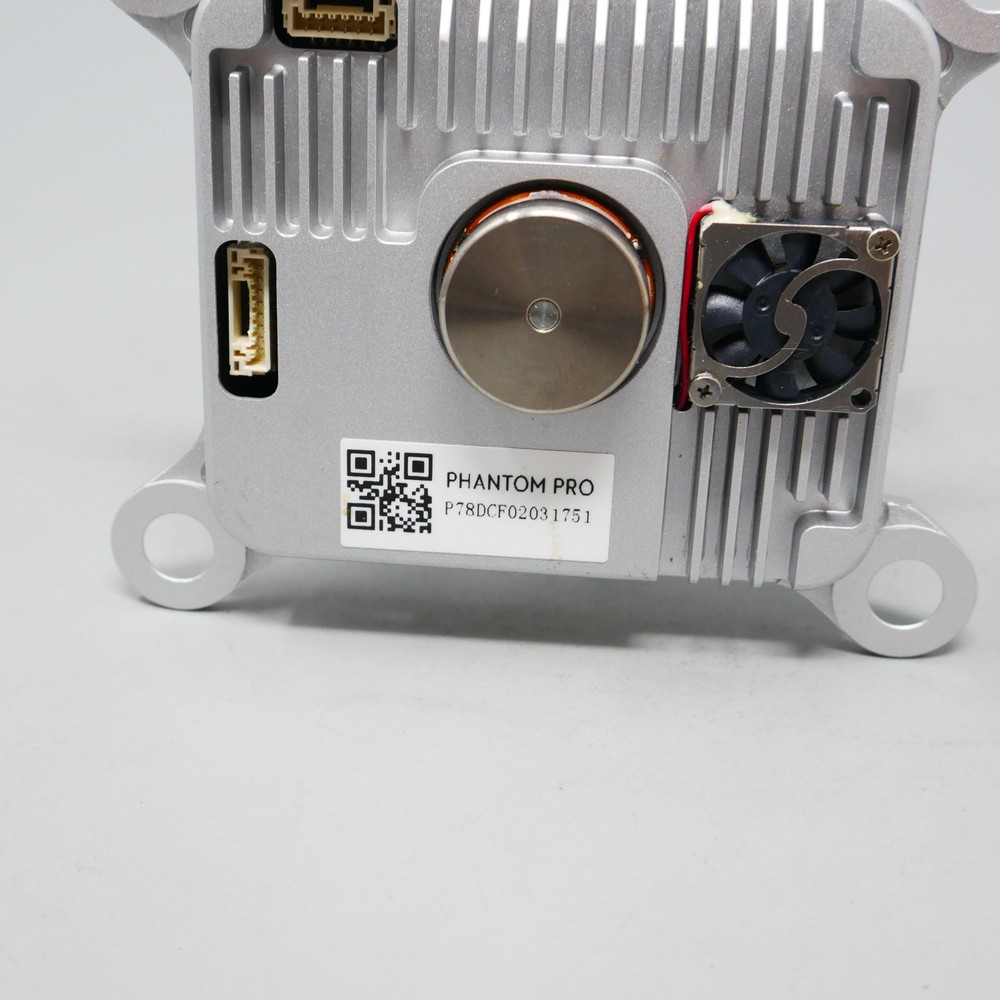 DJI Phantom 3 Professional - 4K Camera/Gimbal