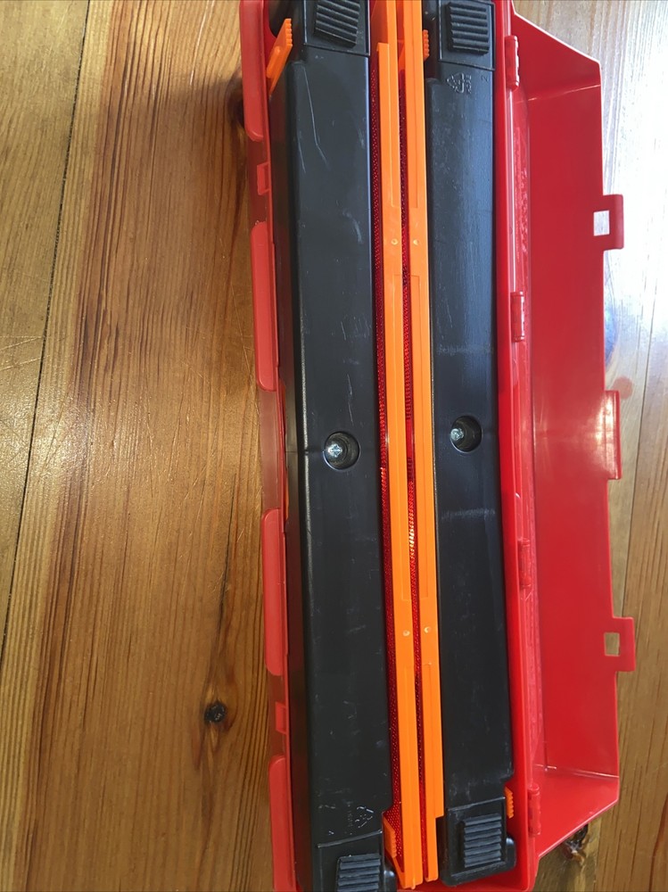 Warning Triangle Flare Kit