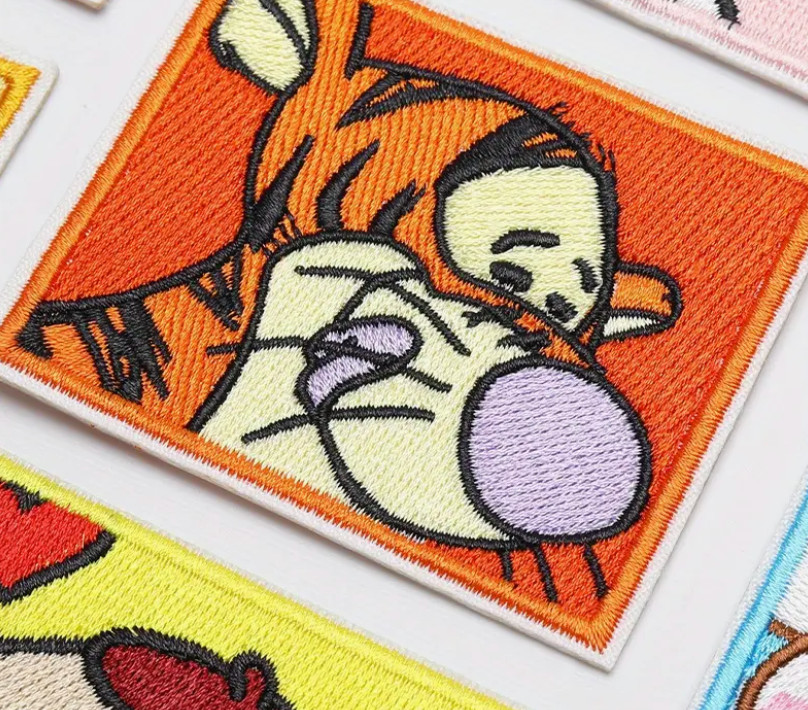 TIGGER - DISNEY - Embroidered Iron-On/Sew-On Patch
