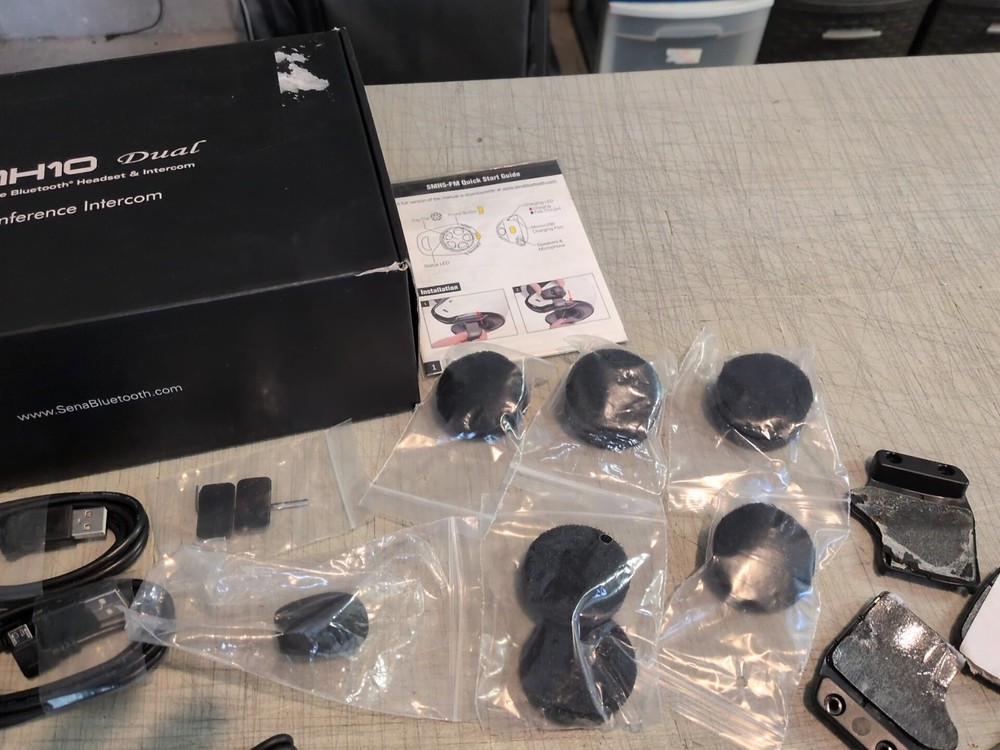 Sena SMH10D-11 Dual Motorcycle Bluetooth Headset Intercom READ DESCRIPTION!
