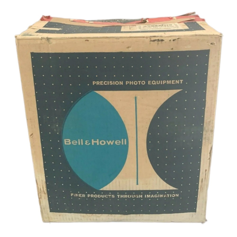 Vtg Bell and Howell Automatic Threading Projector 8mm Model 256 & Case - Working