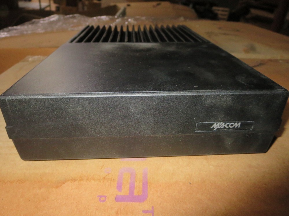 Harris Corp. M/A-COM TR-337 model: D2BHCS Mobile control unit