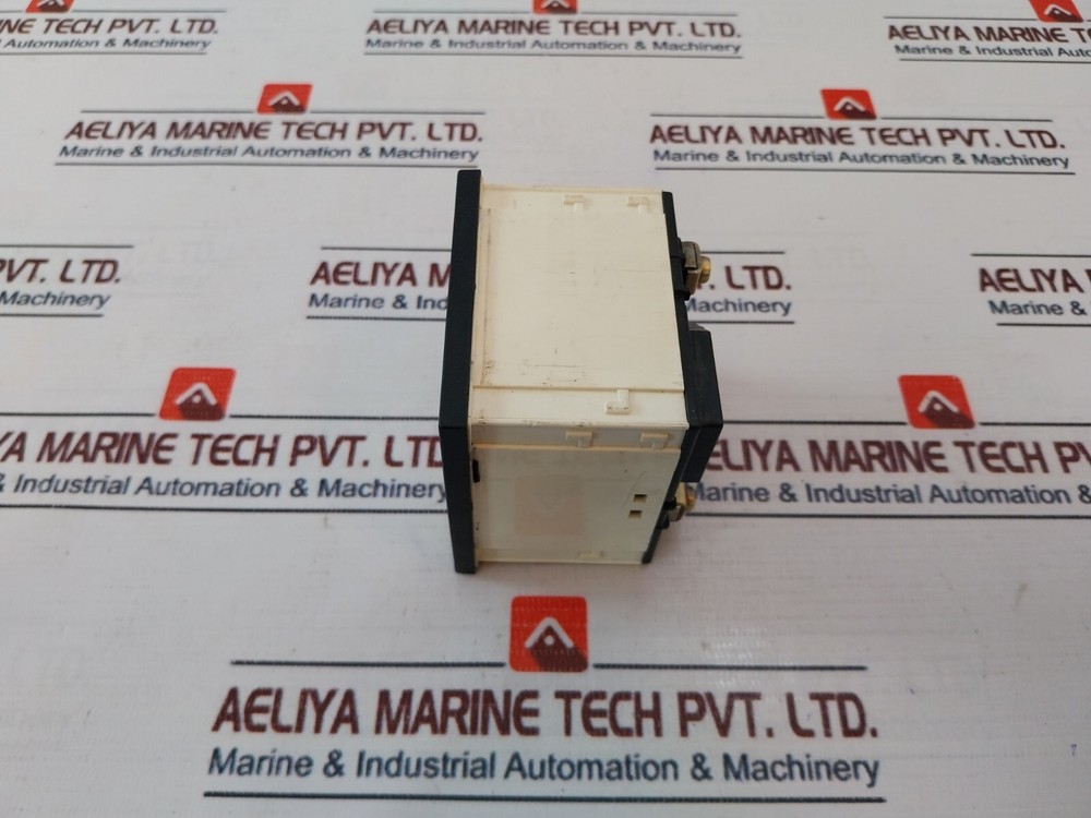 Lumel EA17 Volt Meter 0-600 V