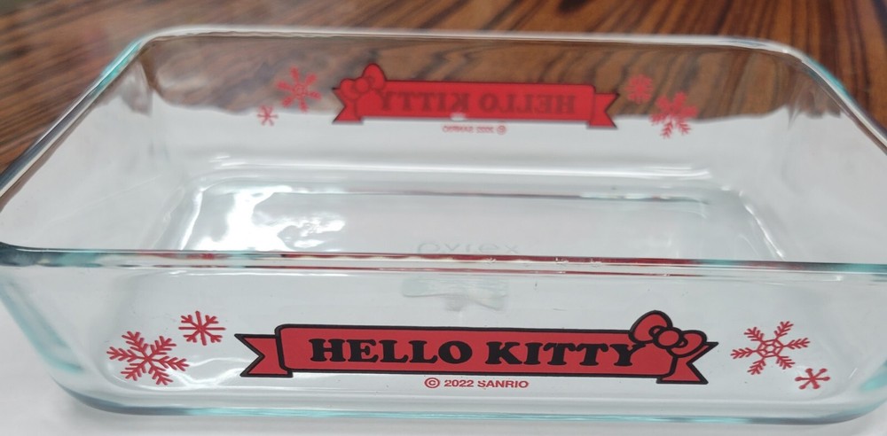 Pyrex 3-cup Rectangle Glass Storage: Hello Kitty®, (No Lid)