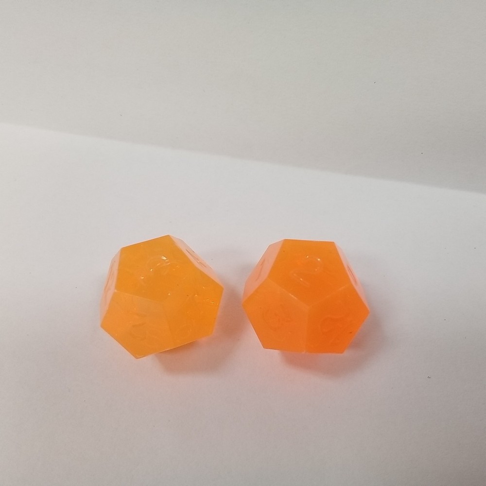 Gamescience d12, translucent, orange