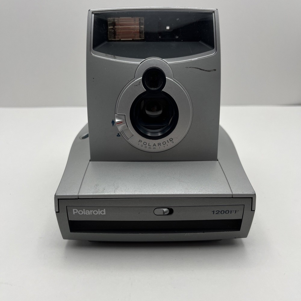 Vintage Polaroid 1200FF Camera