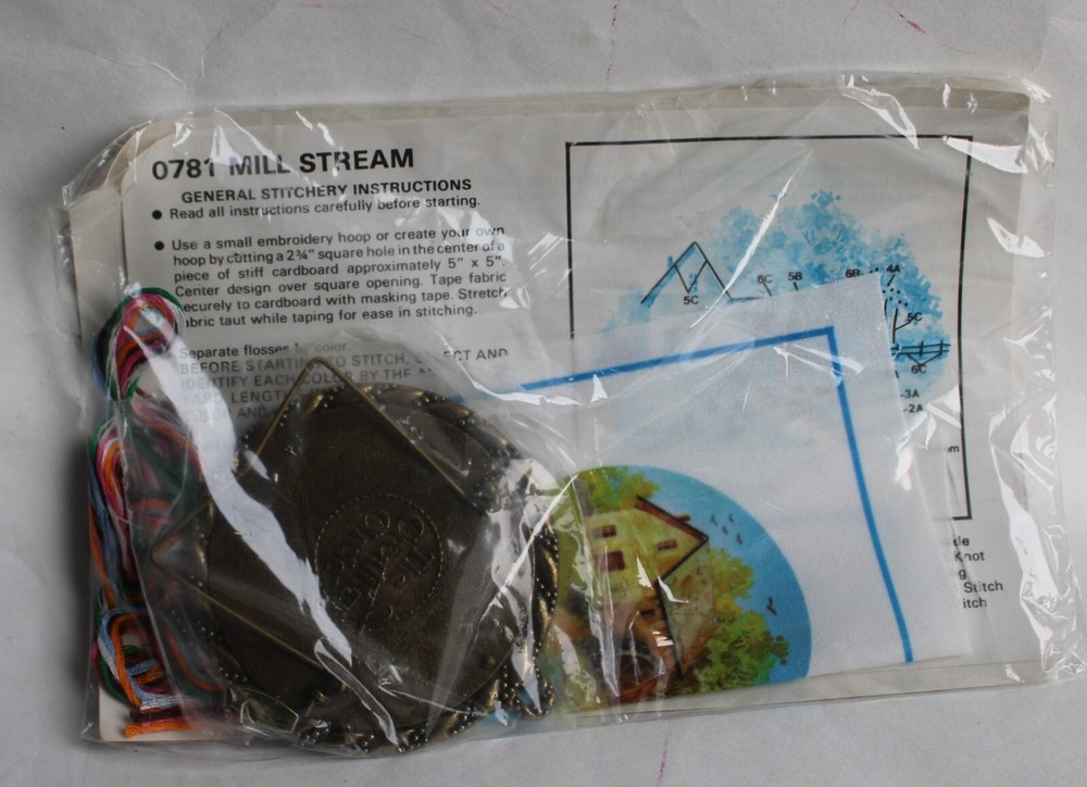 1983 The Creative Circle #0781 Mill Stream Embroidery w/Frame NOS
