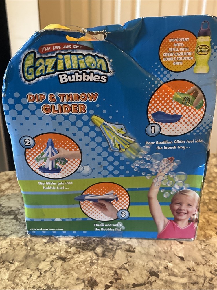 FunRise Gazillion Bubbles Dip & Throw Bubble Glider Plane New With Solution