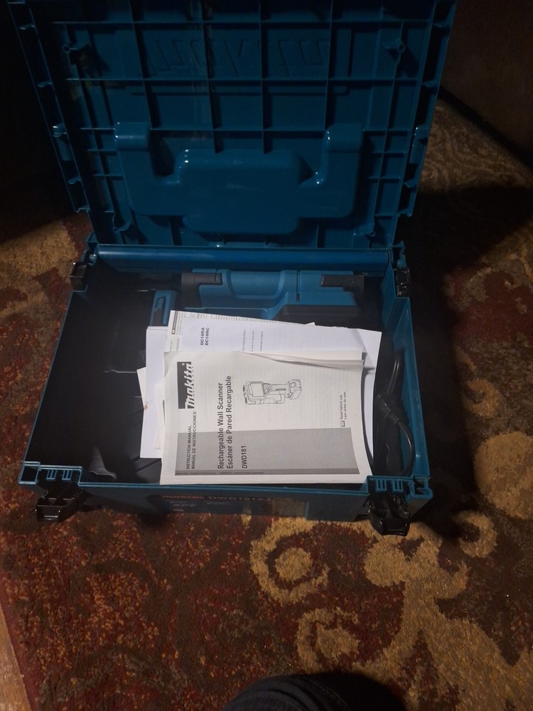 Makita 18v Wall Scanner