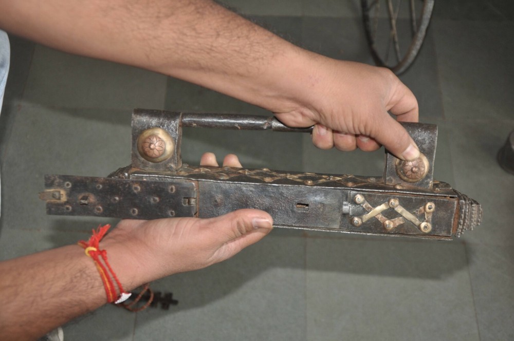 Vintage Iron Brass Fitted Big Long Solid Handcrafted Strip System Padlock