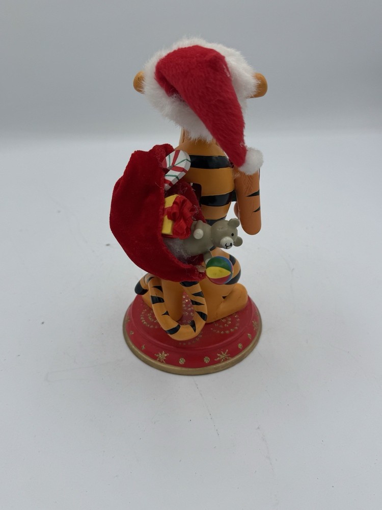 Disney Tigger Nutcracker