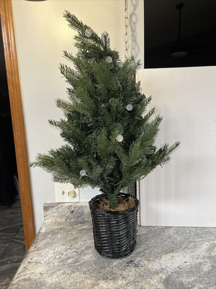 Bethlehem Lights 3' URN Mixed Bulb Christmas Tree MULTICOLOR LIGHTED