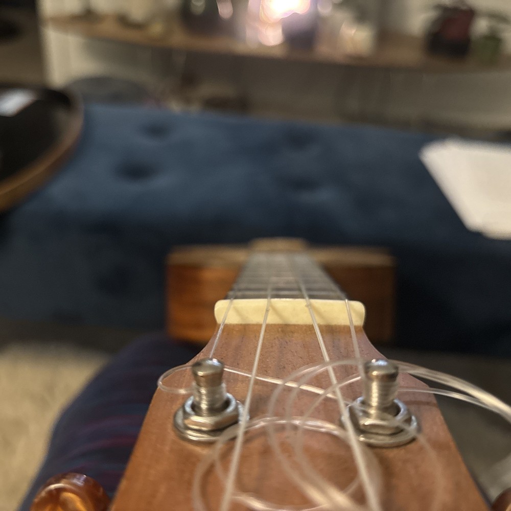 UKULELE, DONNER BRAND (MODEL: DUC-3)