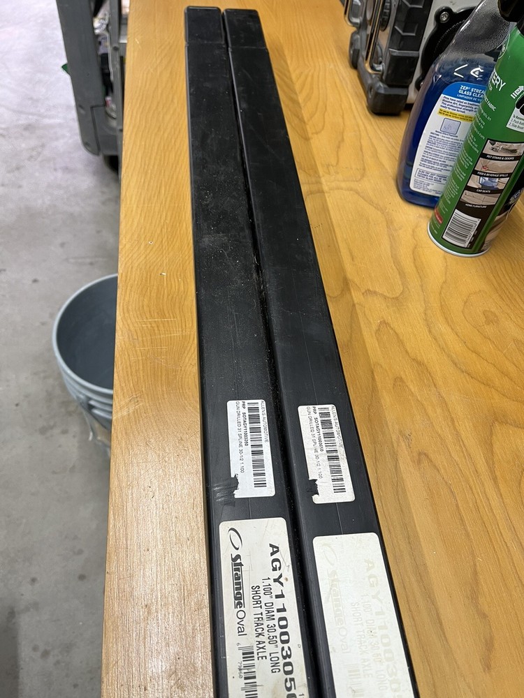 Strange Oval Short Track Axel (2)