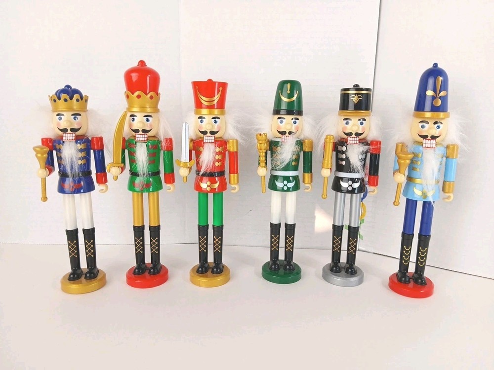 Nutcracker Casse- Noissette Soldiers  Multi-color Decorations Plastic Christmas