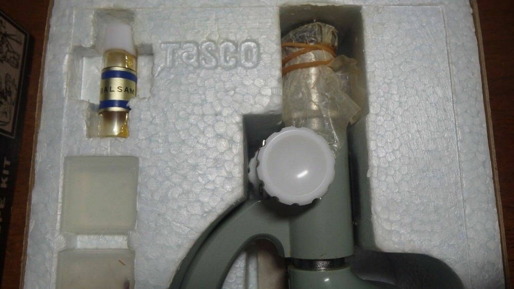 Vintage Tasco Microscope # 300XM #990-5 JUNIOR Microscope Kit