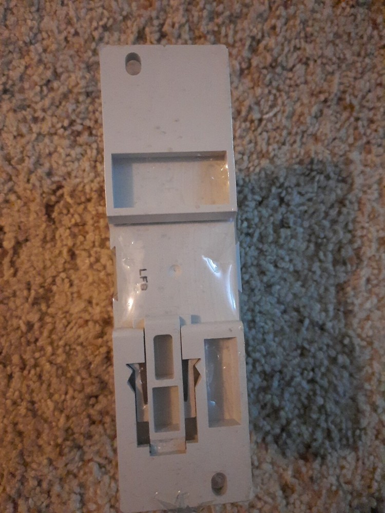Eriflex 561155 Power Distribution Block