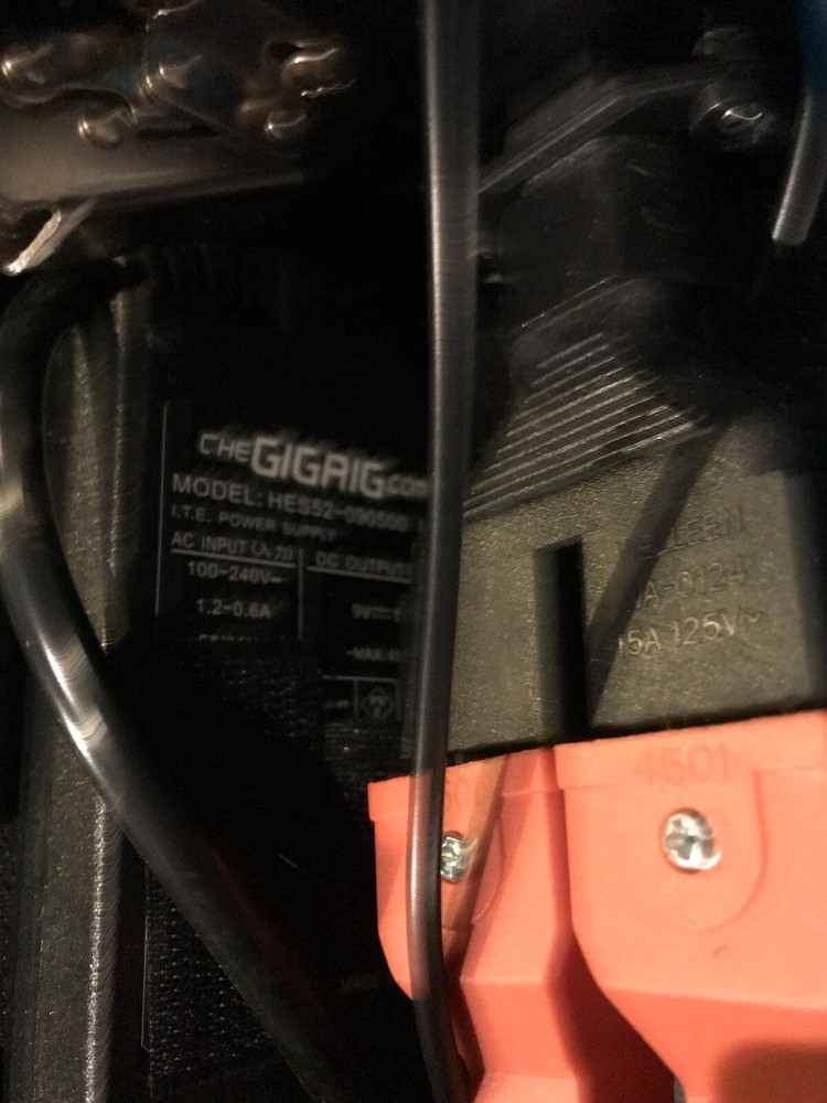 GigRig G2 Custom Guitar Pedal Board, 13 pedals/components, Schmidt Array w/Lid