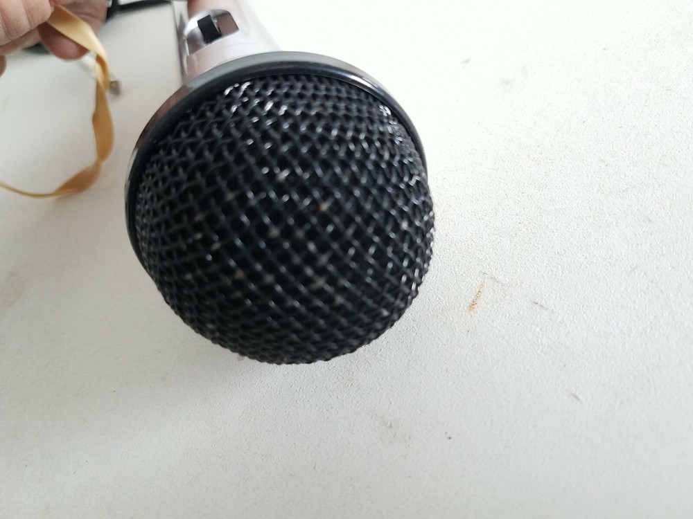 Handheld Dynamic Karaoke Computer MICROPHONE Vocal DJ PA Mic