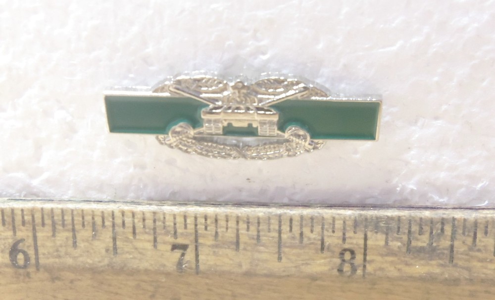 US Army Combat Armor Pin