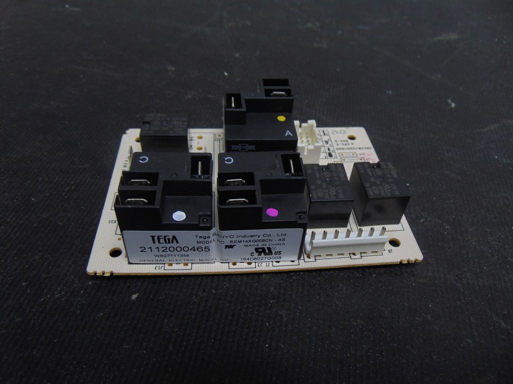 GE Range PB920DT1BB Control Board 2112000465