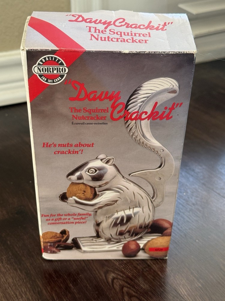NorPro Davy Crackit The Squirrel Nutcracker