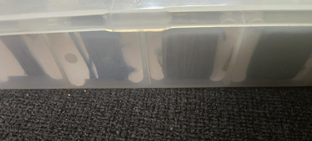 126 Plus Embroidery Thread w/Storage Box