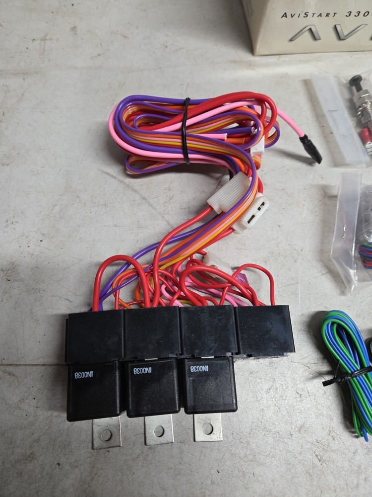 Avital 3300 Remote Start System New Open Box