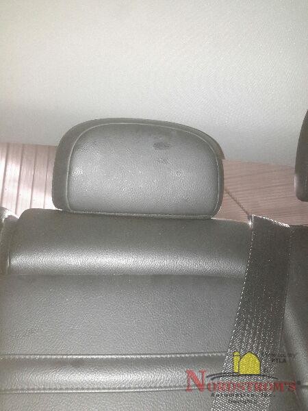 2018 Jeep Compass Center Rear Headrest Only Black Leather