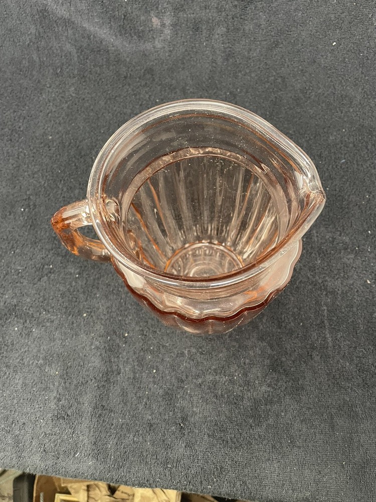 Anchor Hocking Pillar Optic Pink: Serving Pitcher, 8"