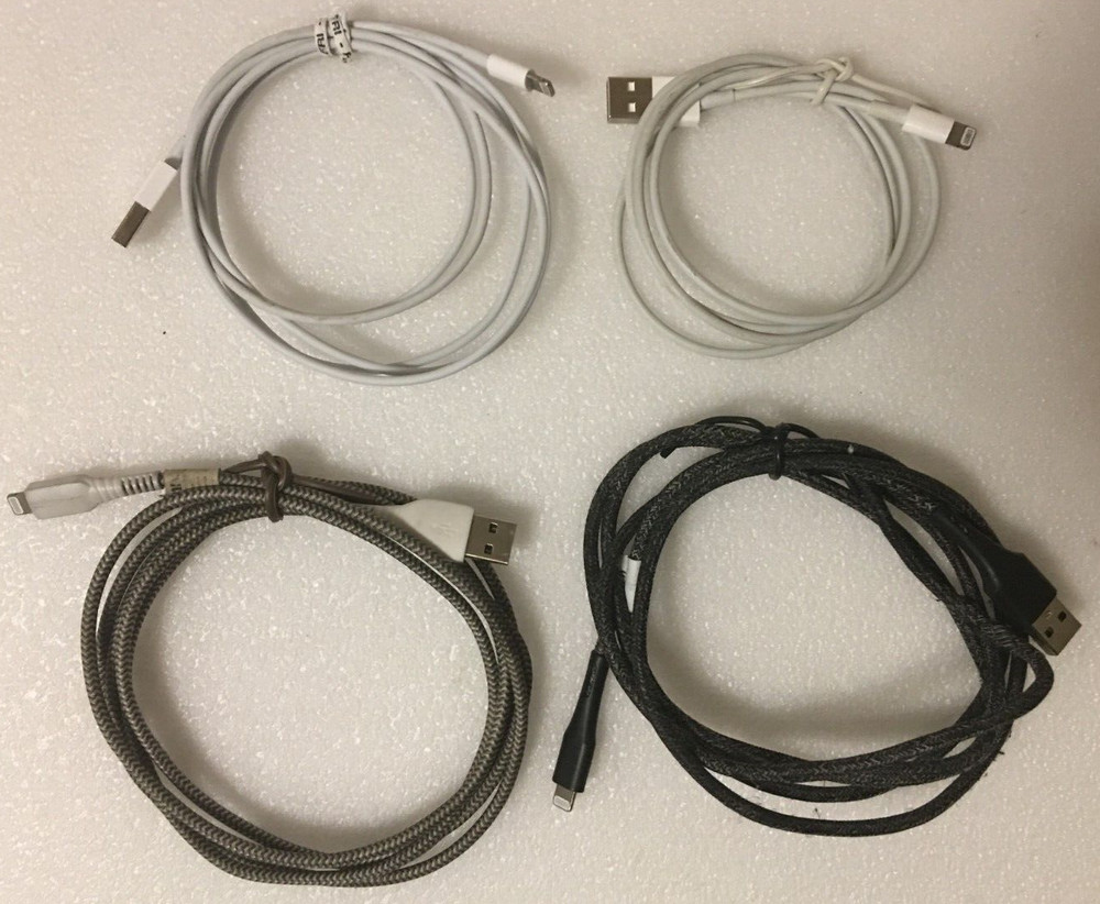 Lot Of 4 Assorted Apple  USB Lightning